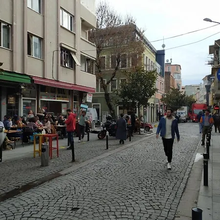 Homestay Kadikoy Homestay *